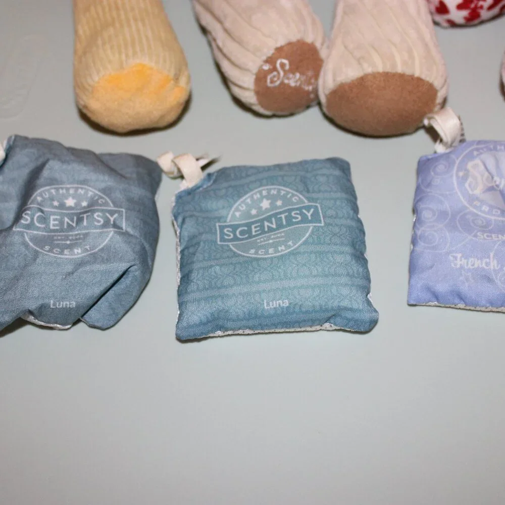 3 Scentsy Buddy & Scent Packets Lamb, Teddy Bear, and Roarbert the Lion
